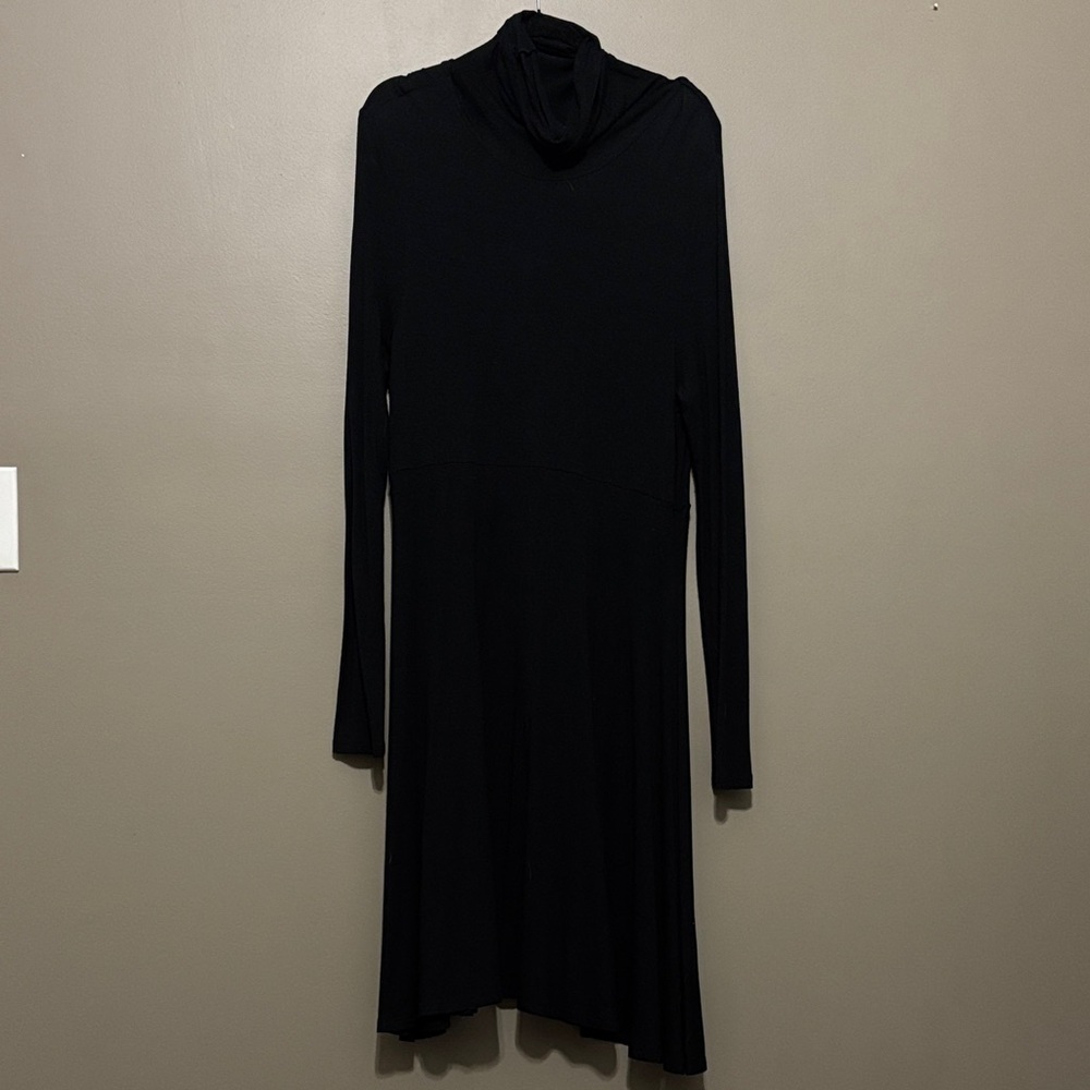Karen Kane Elegant Black Long Sleeve Dress